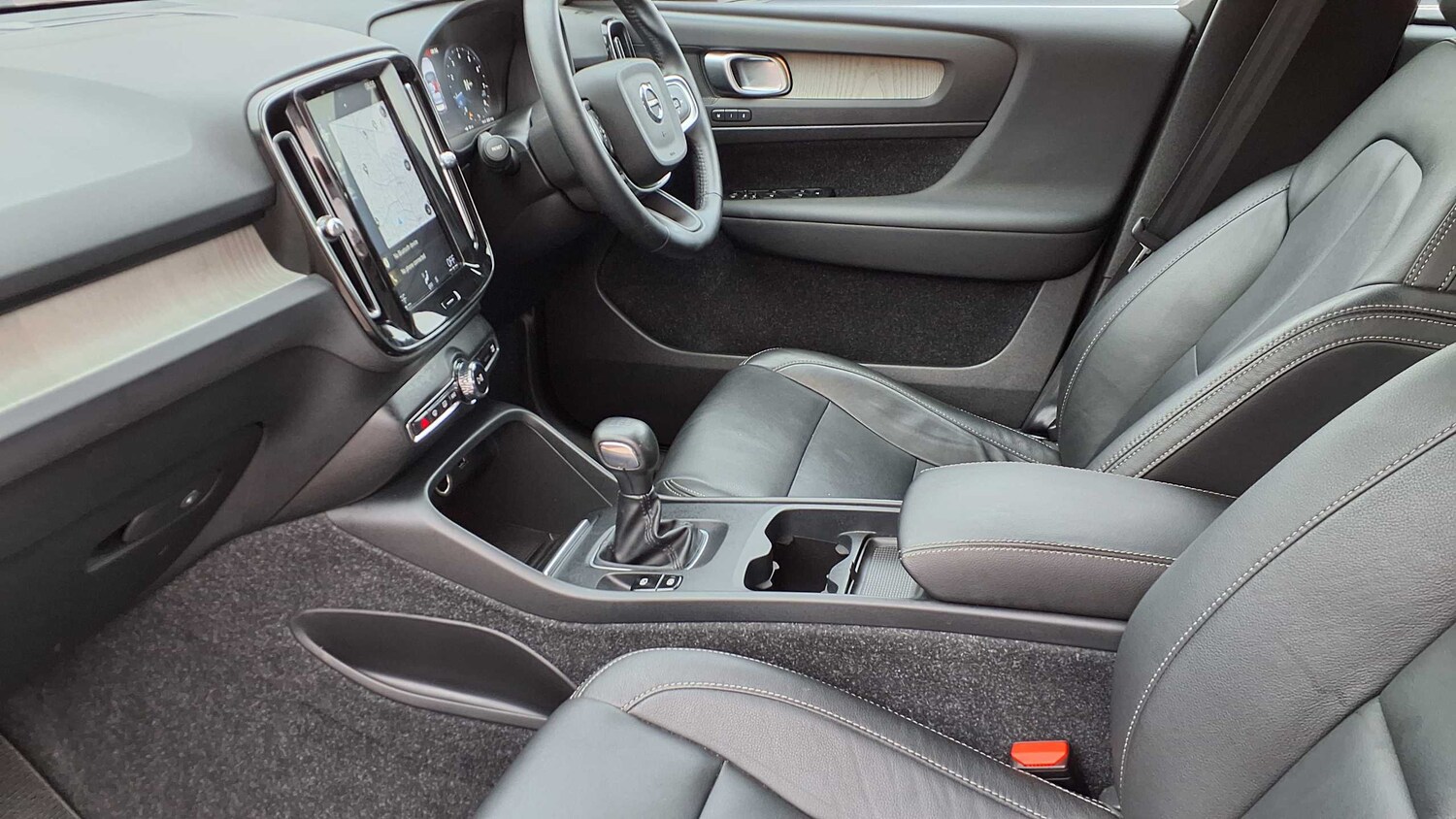 Used Volvo XC40 2020 for sale - 76113416: Photo 17