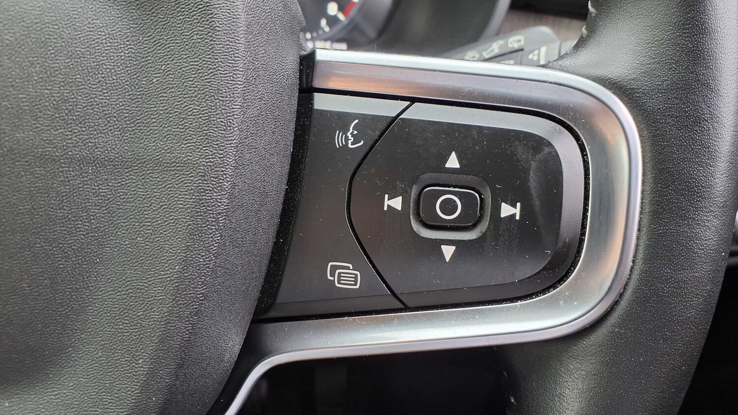 Used Volvo XC40 2020 for sale - 76113416: Photo 29