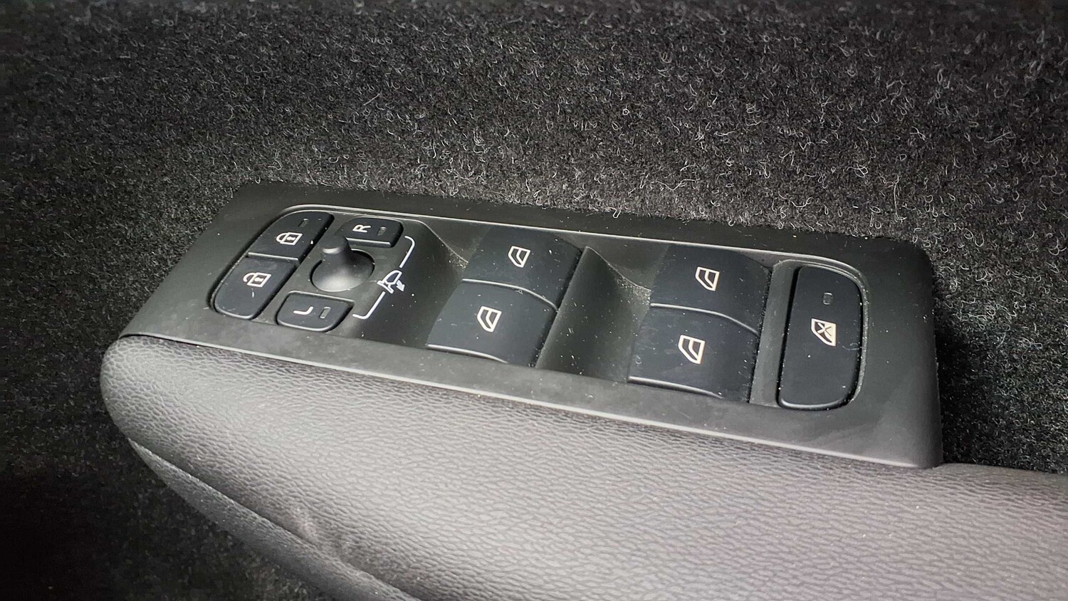 Used Volvo XC40 2020 for sale - 76113416: Photo 30