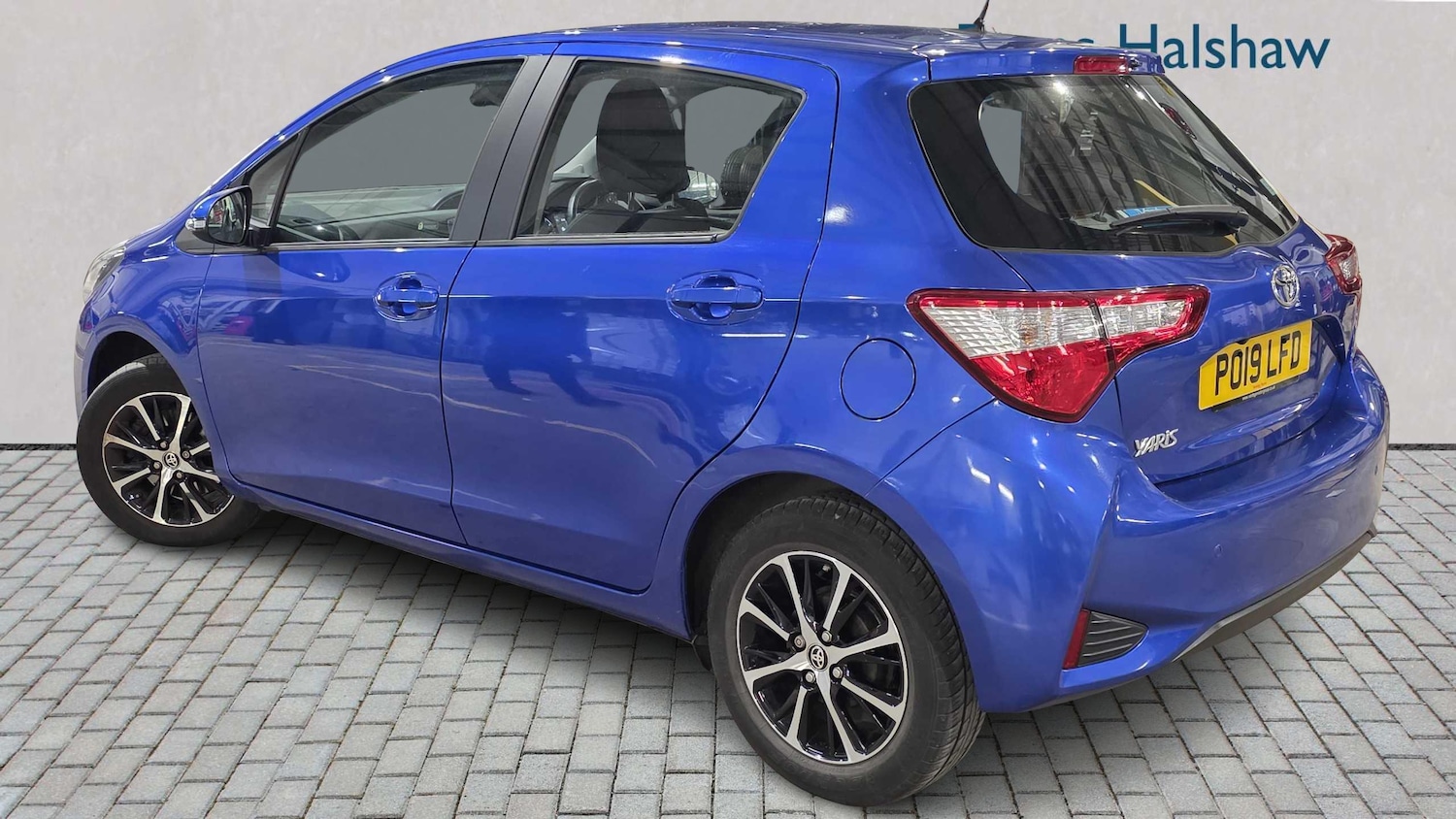 Used Toyota Yaris 2019 for sale - 77068503: Photo 2