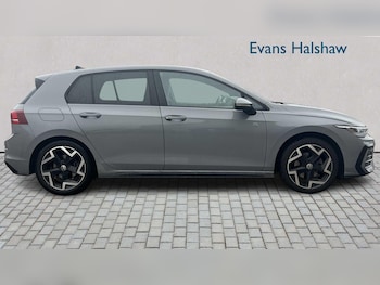 Used Volkswagen Golf 2024 for sale - 77526811: Photo