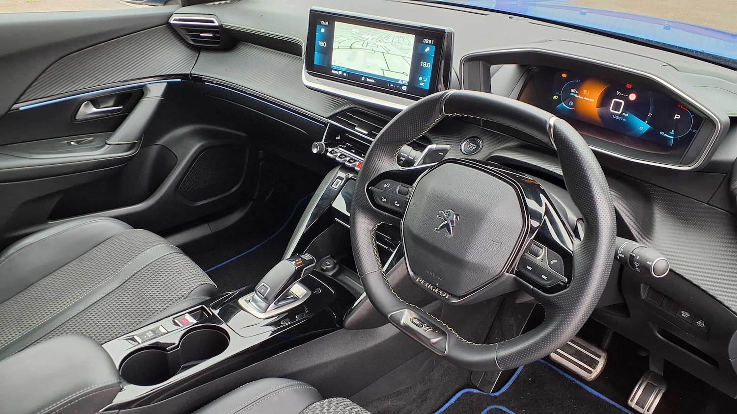 Used Peugeot 2008 2021 for sale - 76004435: Photo 16