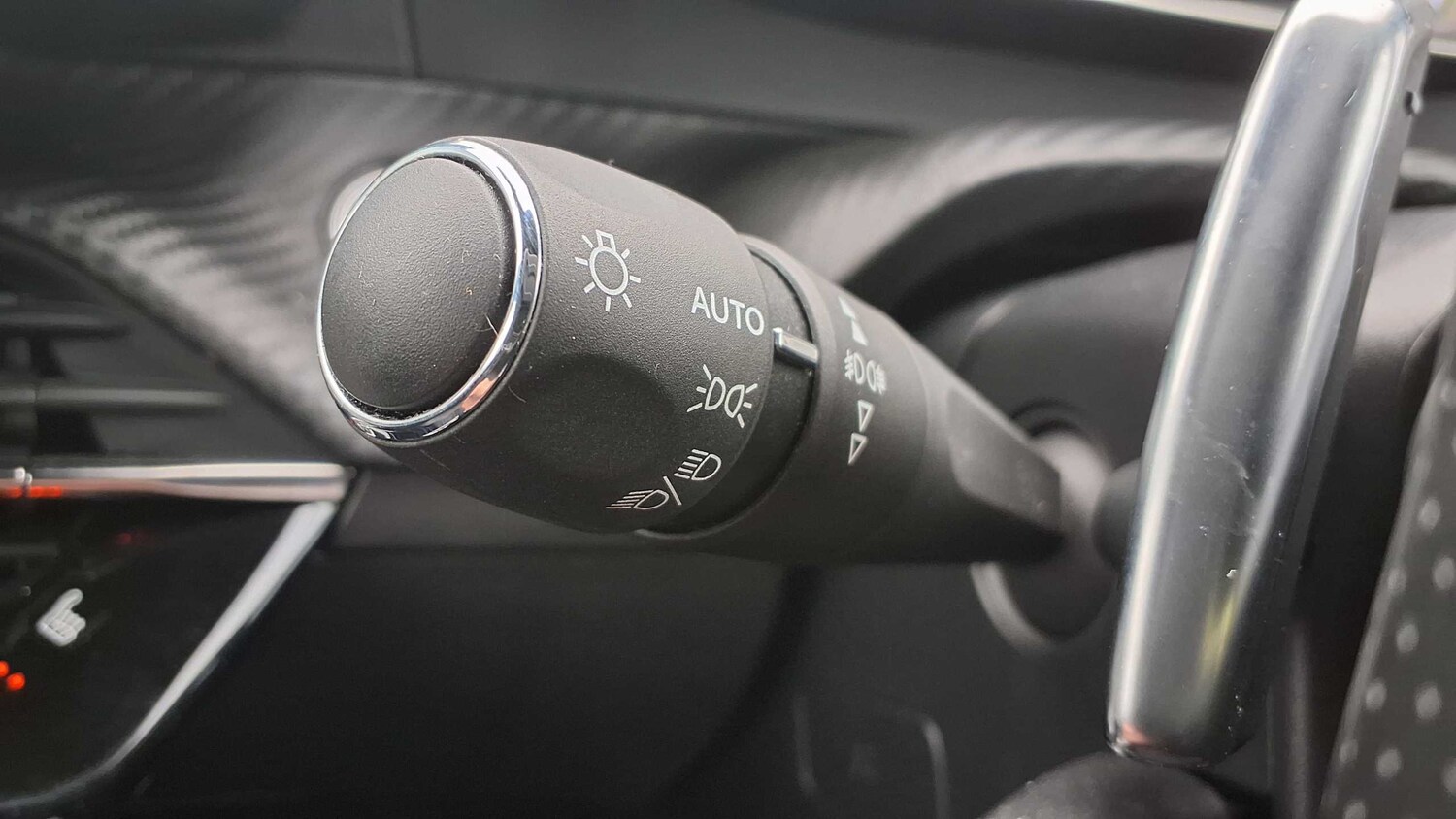 Used Peugeot 2008 2021 for sale - 76004435: Photo 28