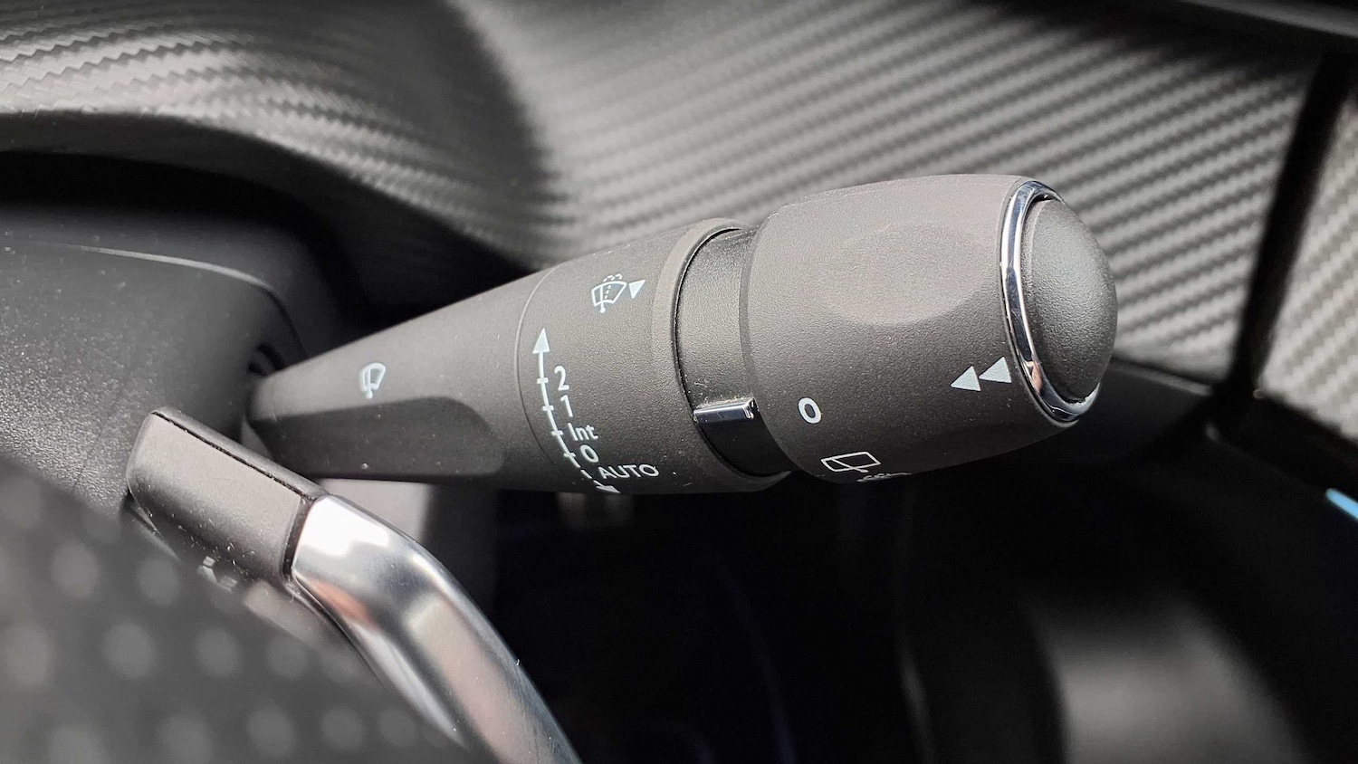 Used Peugeot 2008 2021 for sale - 76004435: Photo 30