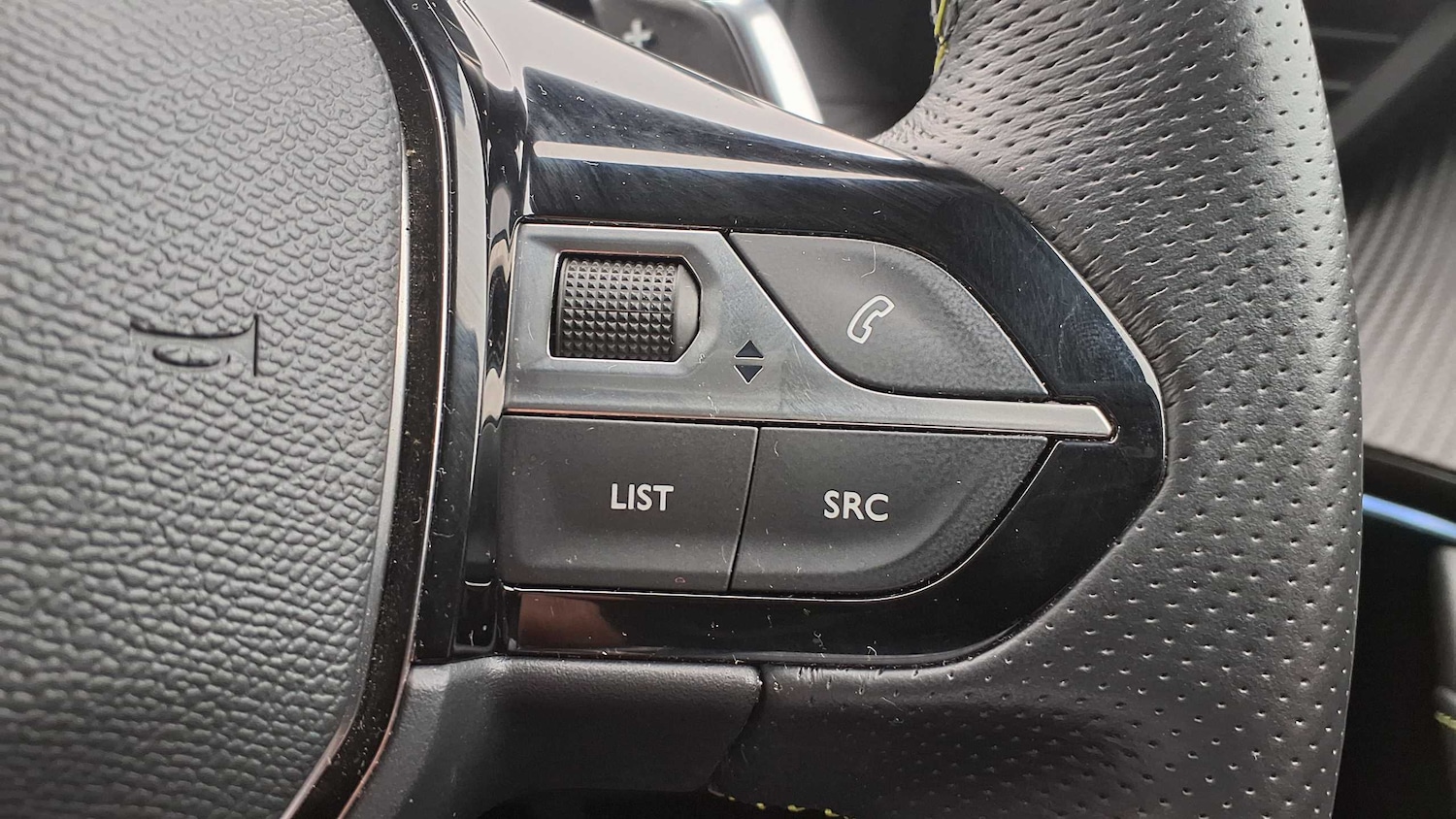 Used Peugeot 2008 2021 for sale - 76004435: Photo 32