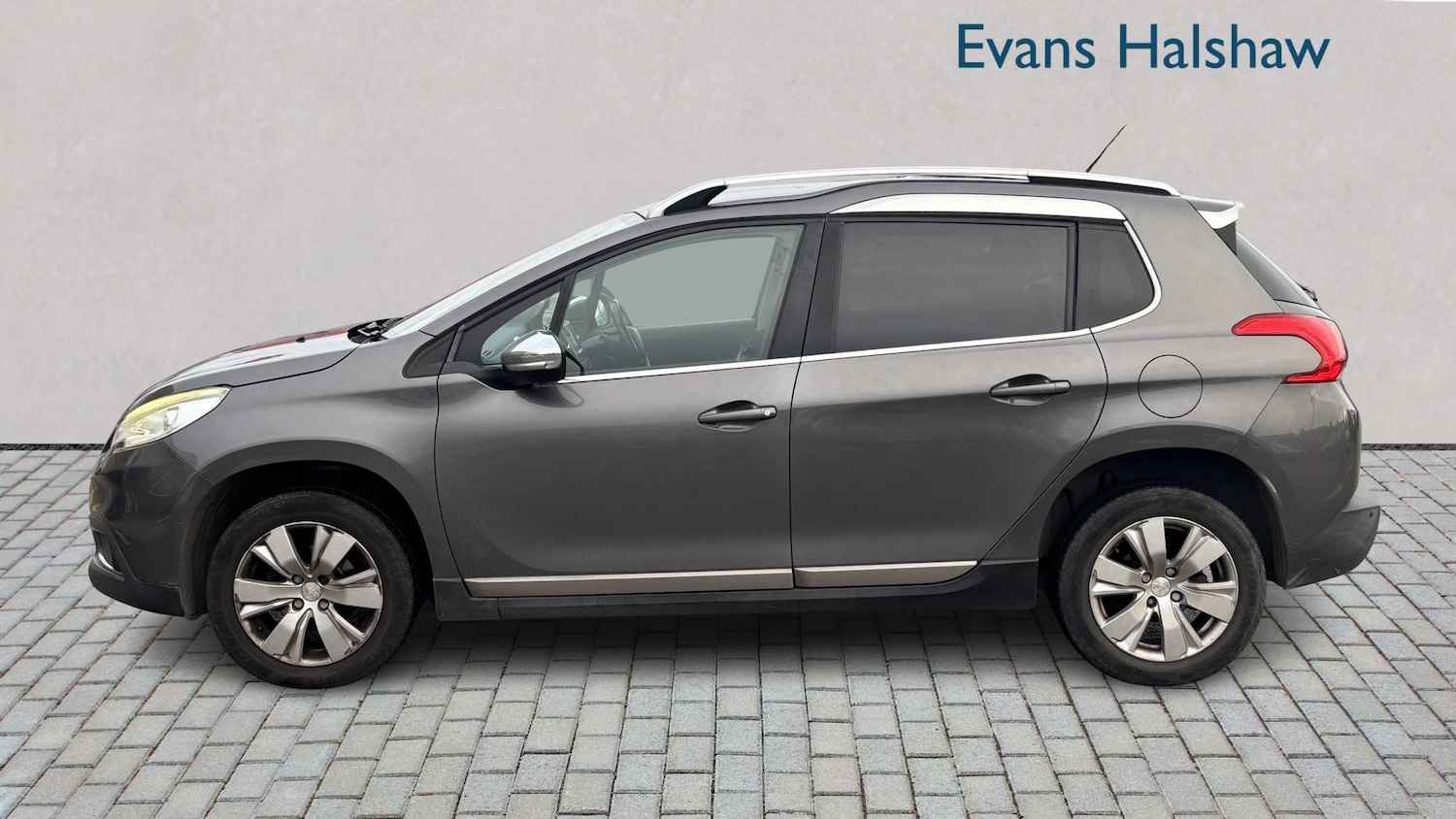 Used Peugeot 2008 2016 for sale - 76938202: Photo 4