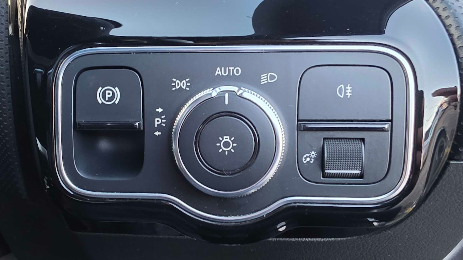 Used Mercedes-Benz CLA 2020 for sale - 77443474: Photo 10