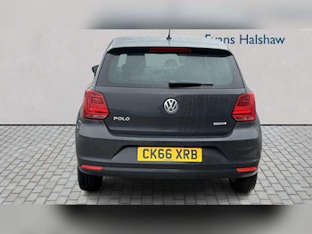 Used Volkswagen Polo 2016 for sale - 77514422: Photo