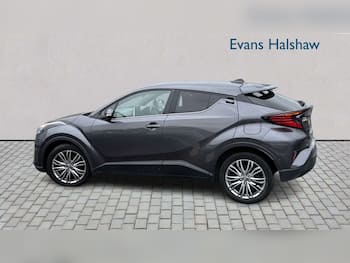 Used Toyota C-HR 2022 for sale - 79716125: Photo