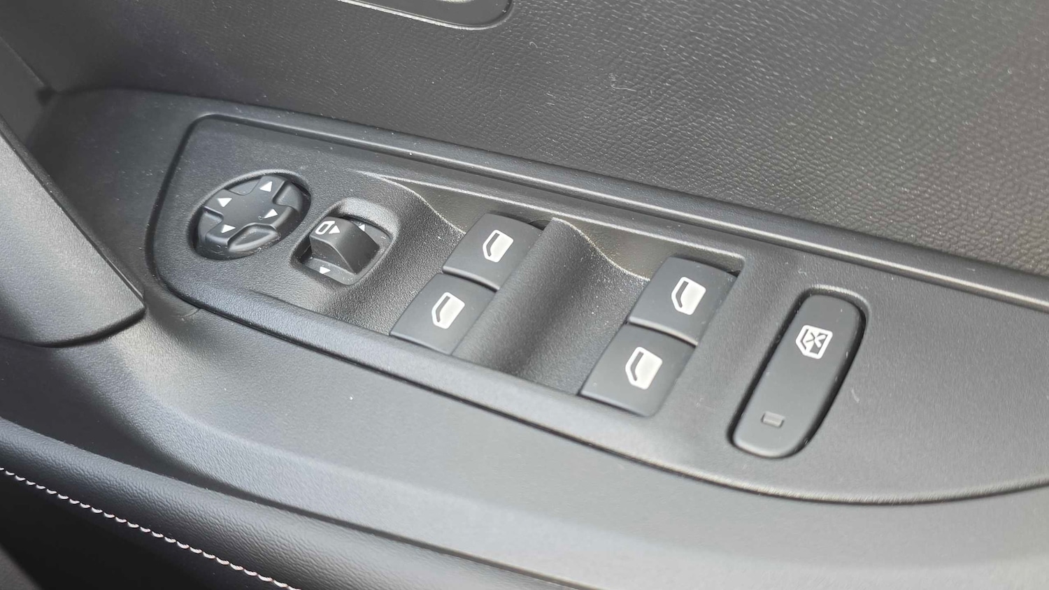 Used Peugeot 2008 2025 for sale - 77429134: Photo 12