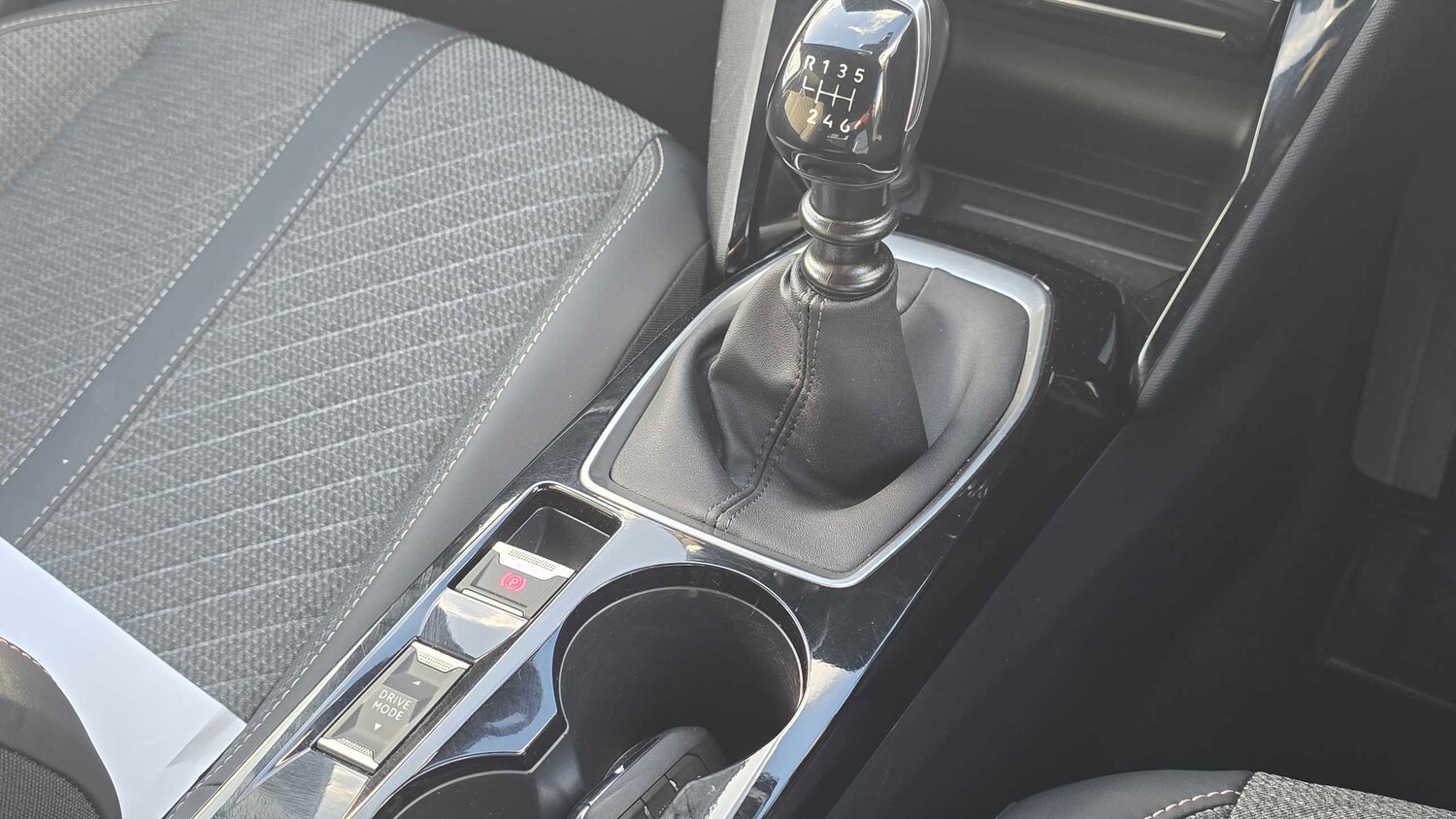 Used Peugeot 2008 2025 for sale - 77429134: Photo 15