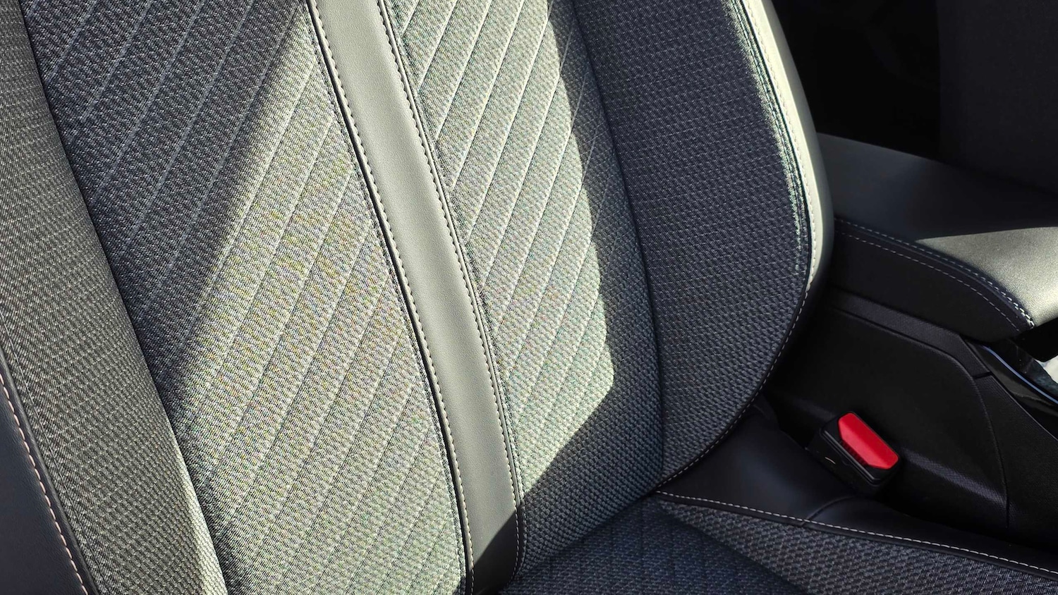 Used Peugeot 2008 2025 for sale - 77429134: Photo 8