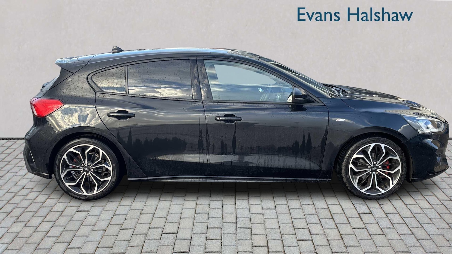 Used Ford Focus 2020 for sale - 76624679: Photo 3