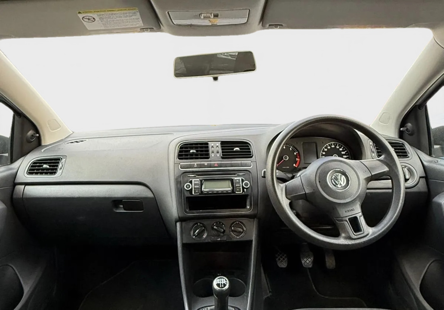 Used Volkswagen Polo 2011 for sale - 76953955: Photo 5