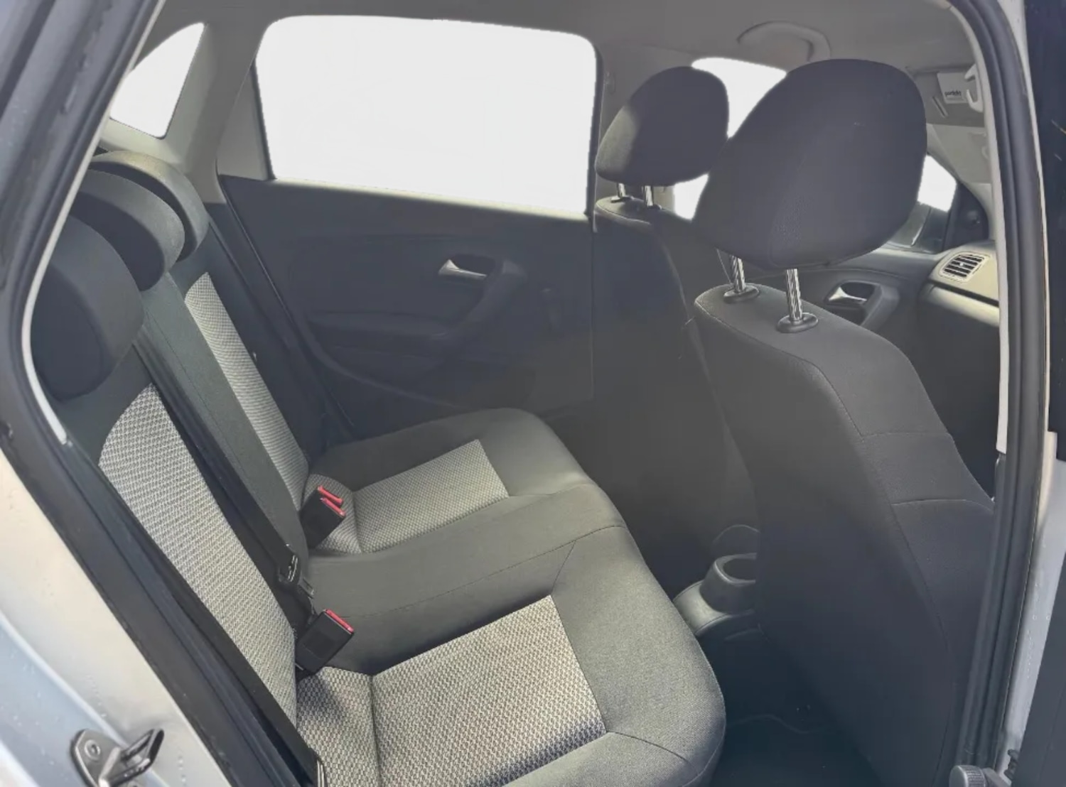 Used Volkswagen Polo 2011 for sale - 76953955: Photo 7