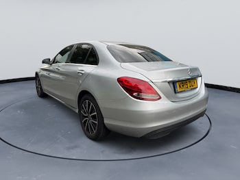 Used Mercedes-Benz C-Class 2019 for sale - 75463257: Photo