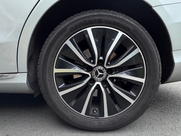 Used Mercedes-Benz C Class 2019 for sale - 75463257: Photo 9