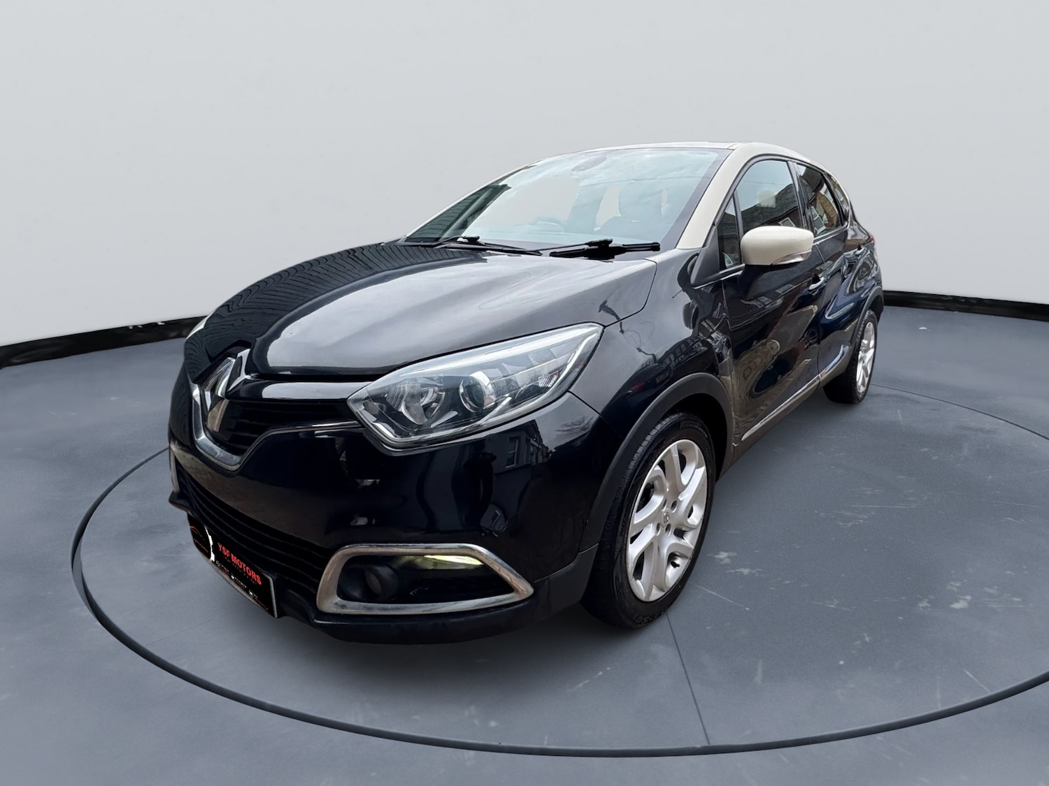 Used Renault Captur 2014 for sale - 76924701: Photo 2