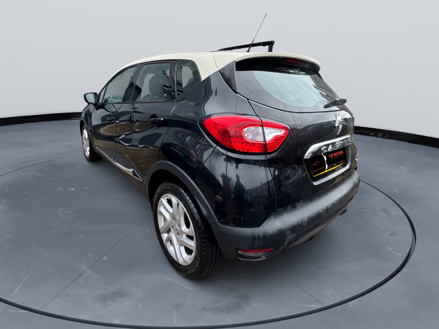 Used Renault Captur 2014 for sale - 76924701: Photo 3