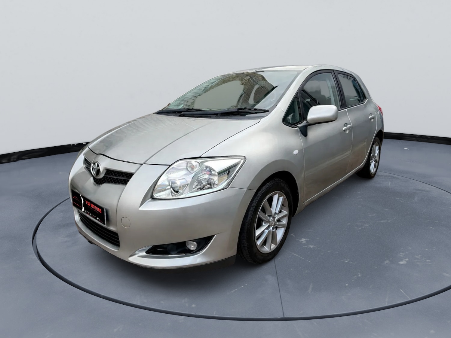 Used Toyota Auris 2010 for sale - 77300394: Photo 2
