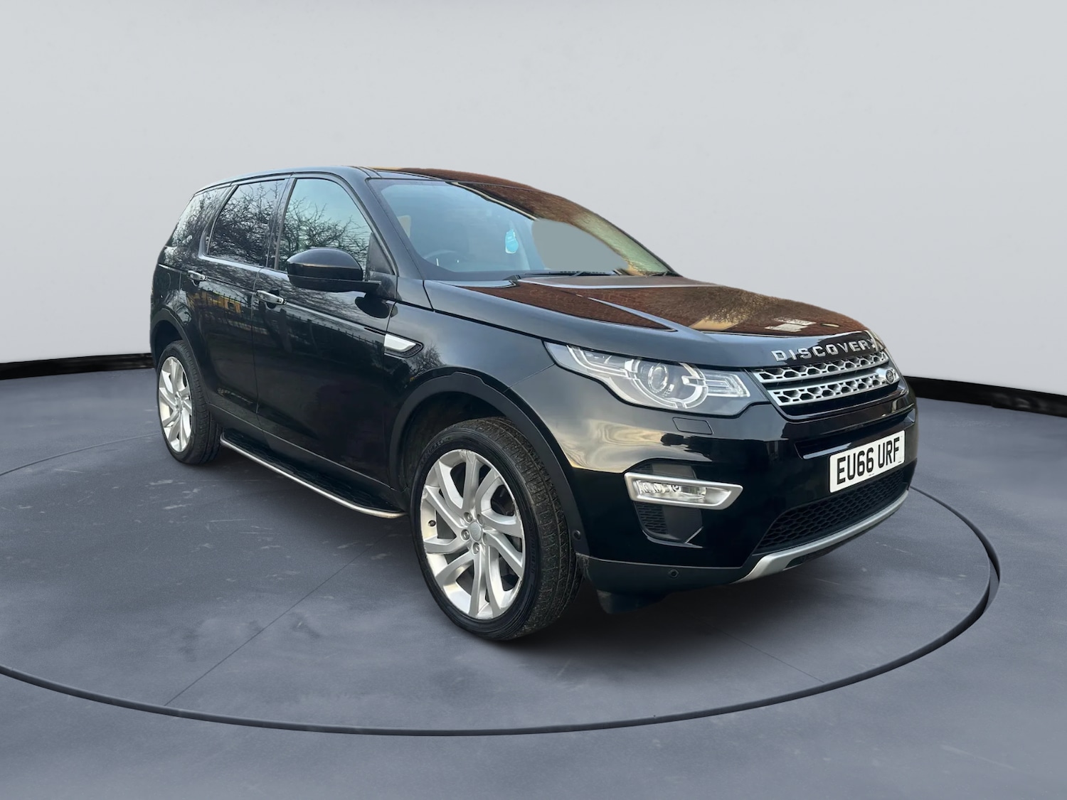Used Land Rover Discovery Sport 2017 for sale - 76953957: Photo 1