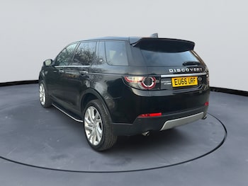 Used Land Rover Discovery Sport 2017 for sale - 76953957: Photo