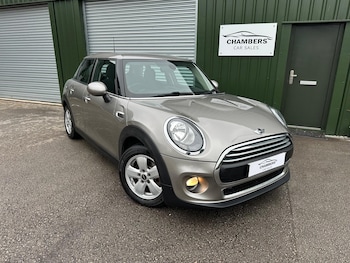 Used MINI Hatch 2017 for sale - 76246897: Photo