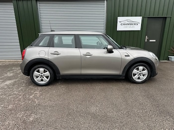 Used MINI Hatch 2017 for sale - 76246897: Photo