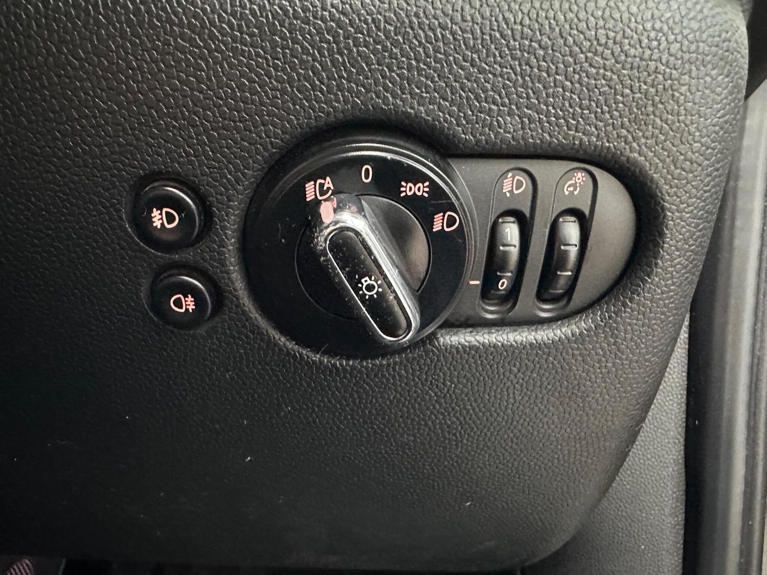 Used MINI Hatch 2017 for sale - 76246897: Photo 34