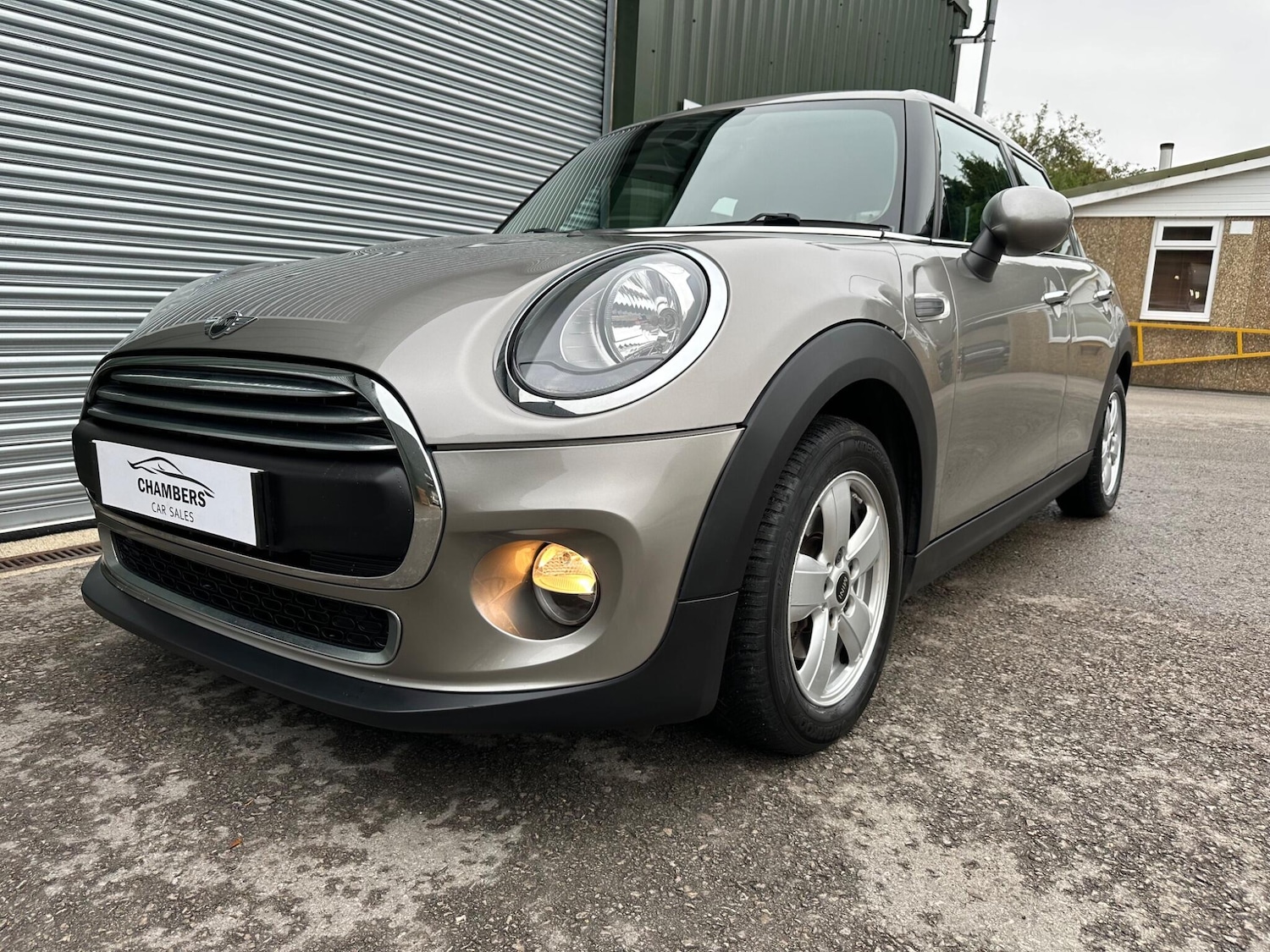 Used MINI Hatch 2017 for sale - 76246897: Photo 40