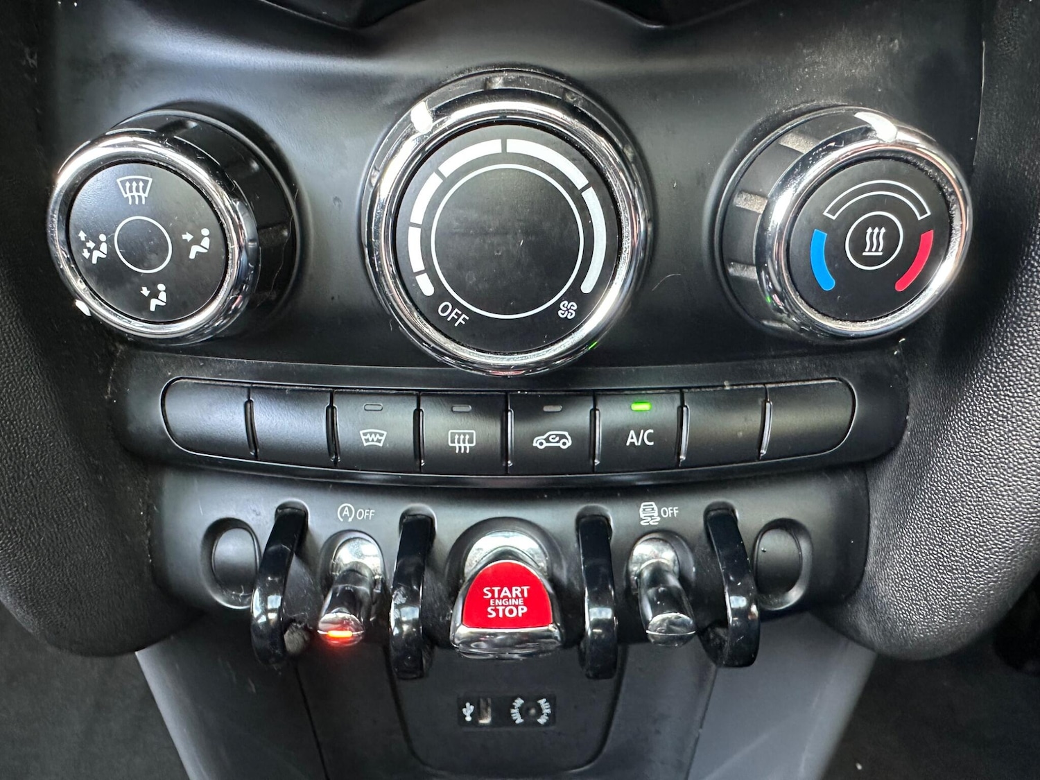 Used MINI Hatch 2015 for sale - 76325914: Photo 21