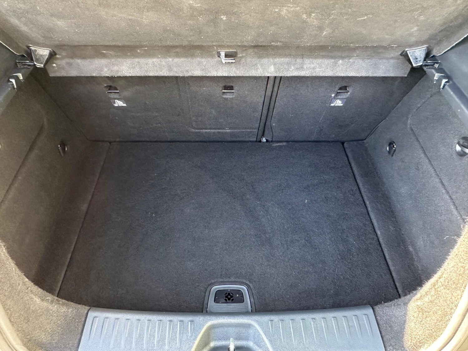 Used Mercedes-Benz A-Class 2015 for sale - 77926162: Photo 12