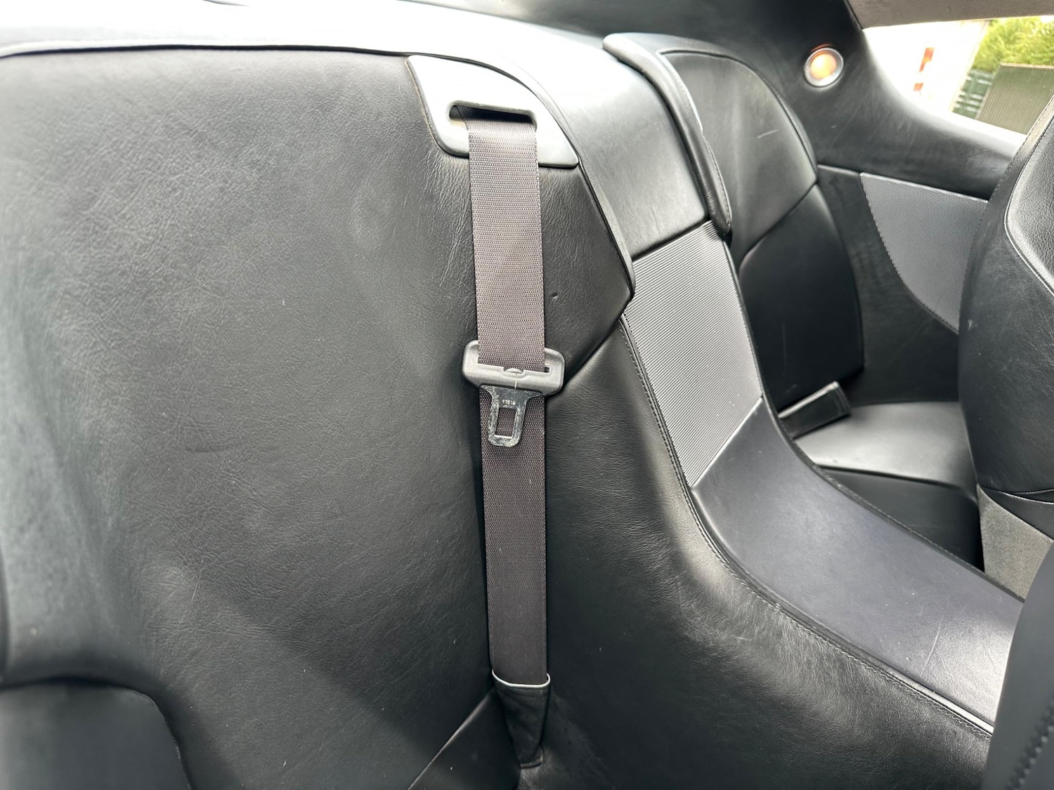 Used Aston Martin DB9 2005 for sale - 76988743: Photo 16