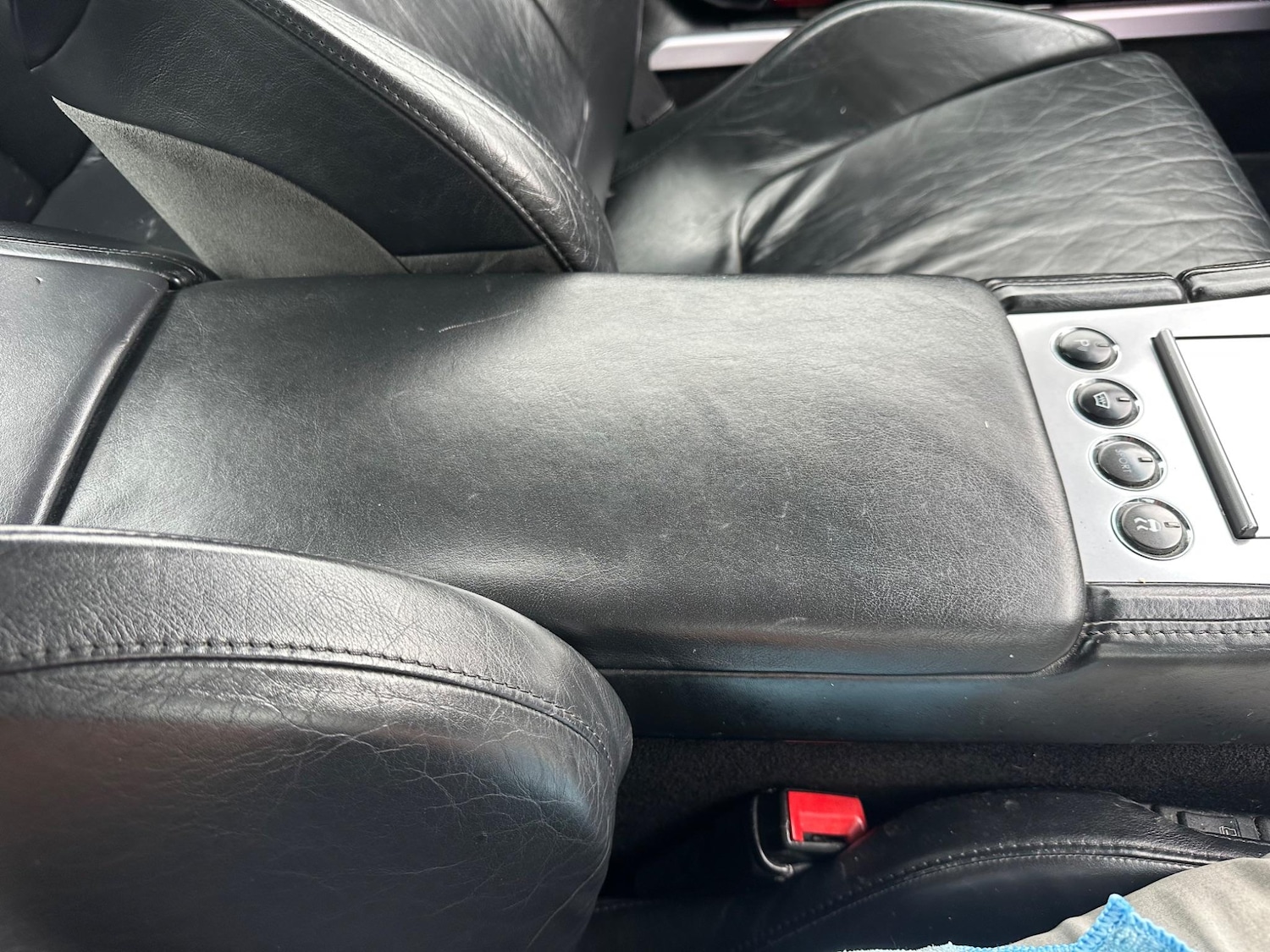 Used Aston Martin DB9 2005 for sale - 76988743: Photo 27