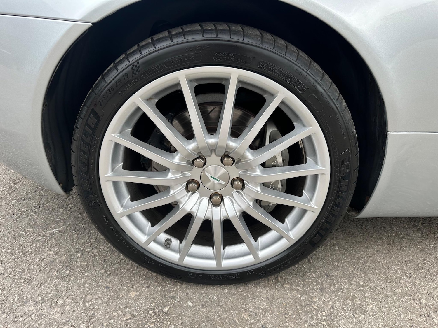 Used Aston Martin DB9 2005 for sale - 76988743: Photo 4