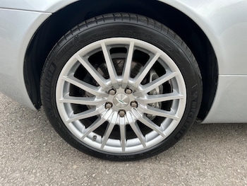 Used Aston Martin DB9 2005 for sale - 76988743: Photo