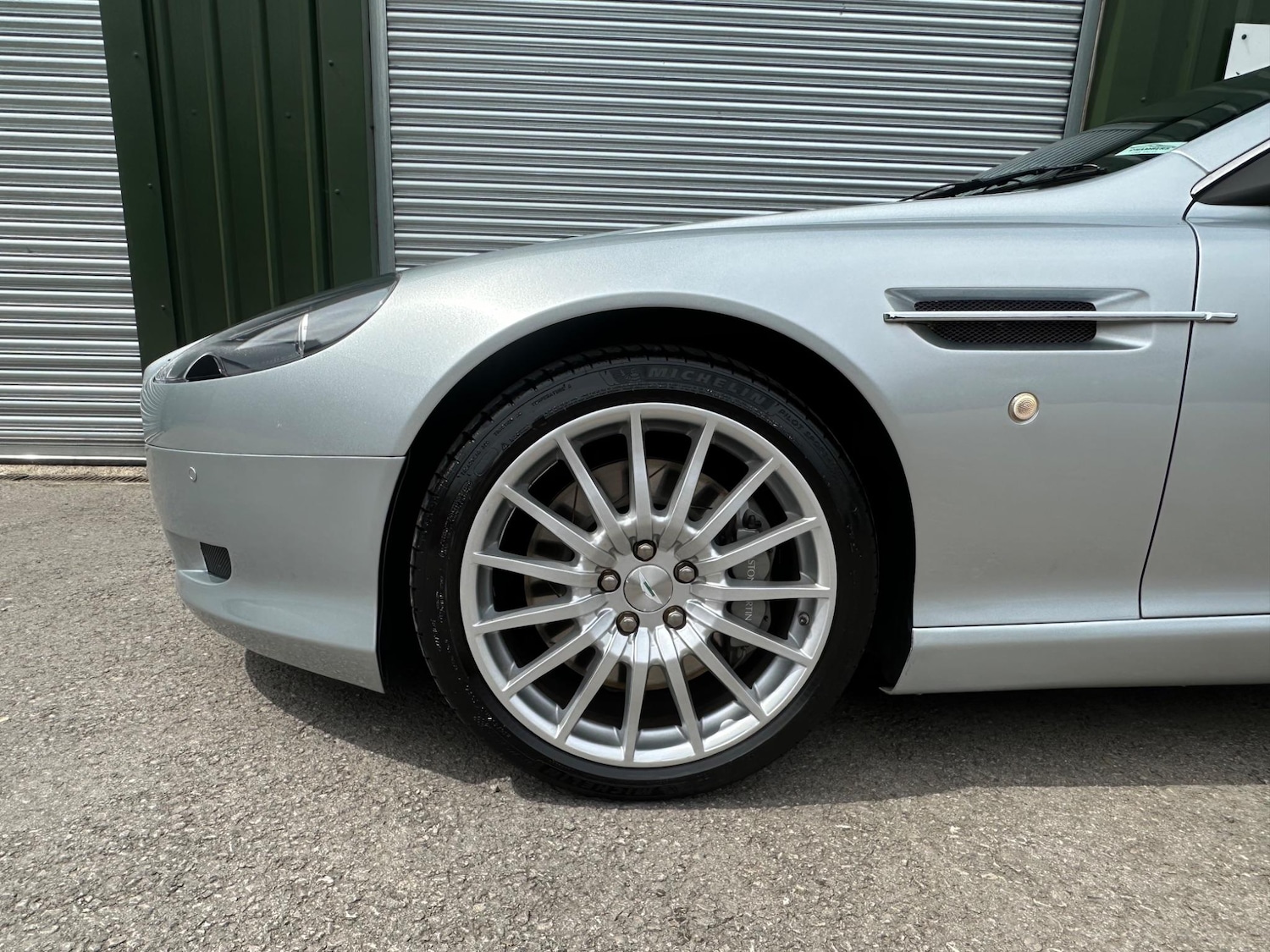 Used Aston Martin DB9 2005 for sale - 76988743: Photo 60