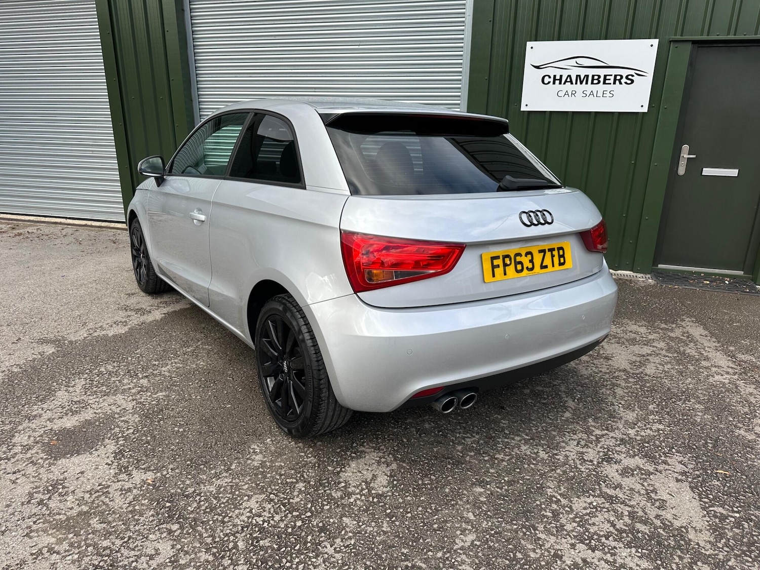 Used Audi A1 2013 for sale - 76360336: Photo 3