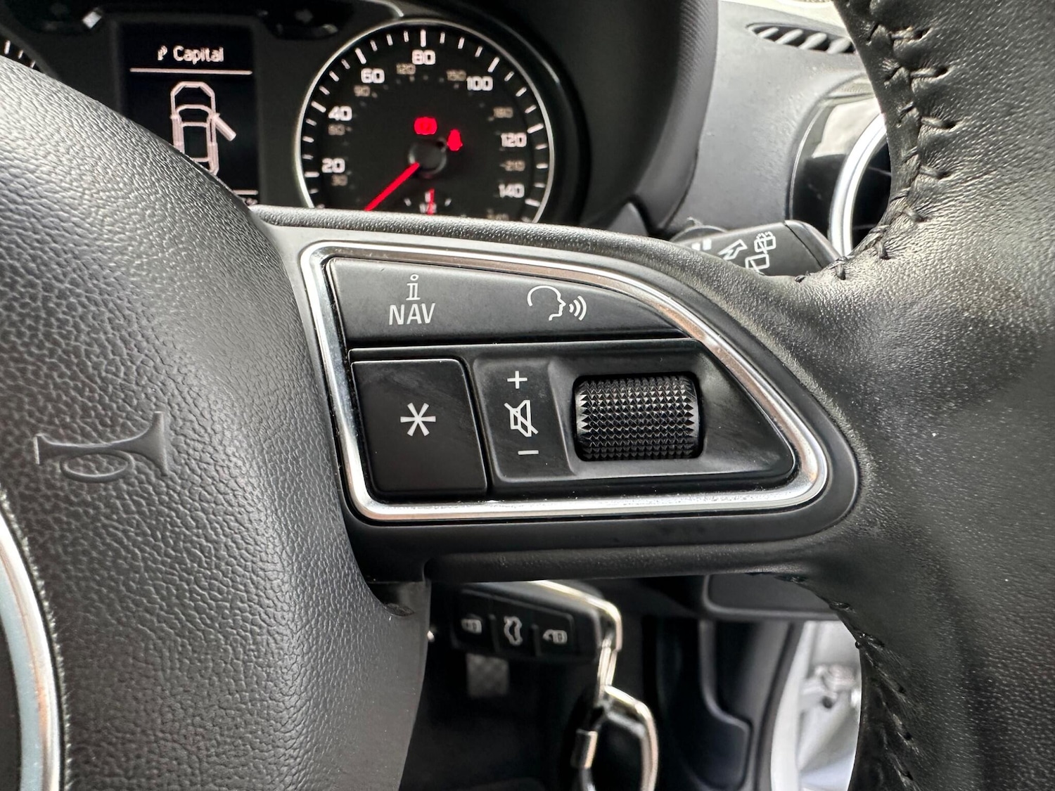 Used Audi A1 2013 for sale - 76360336: Photo 31