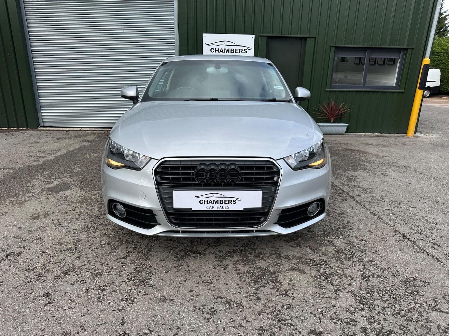 Used Audi A1 2013 for sale - 76360336: Photo 6