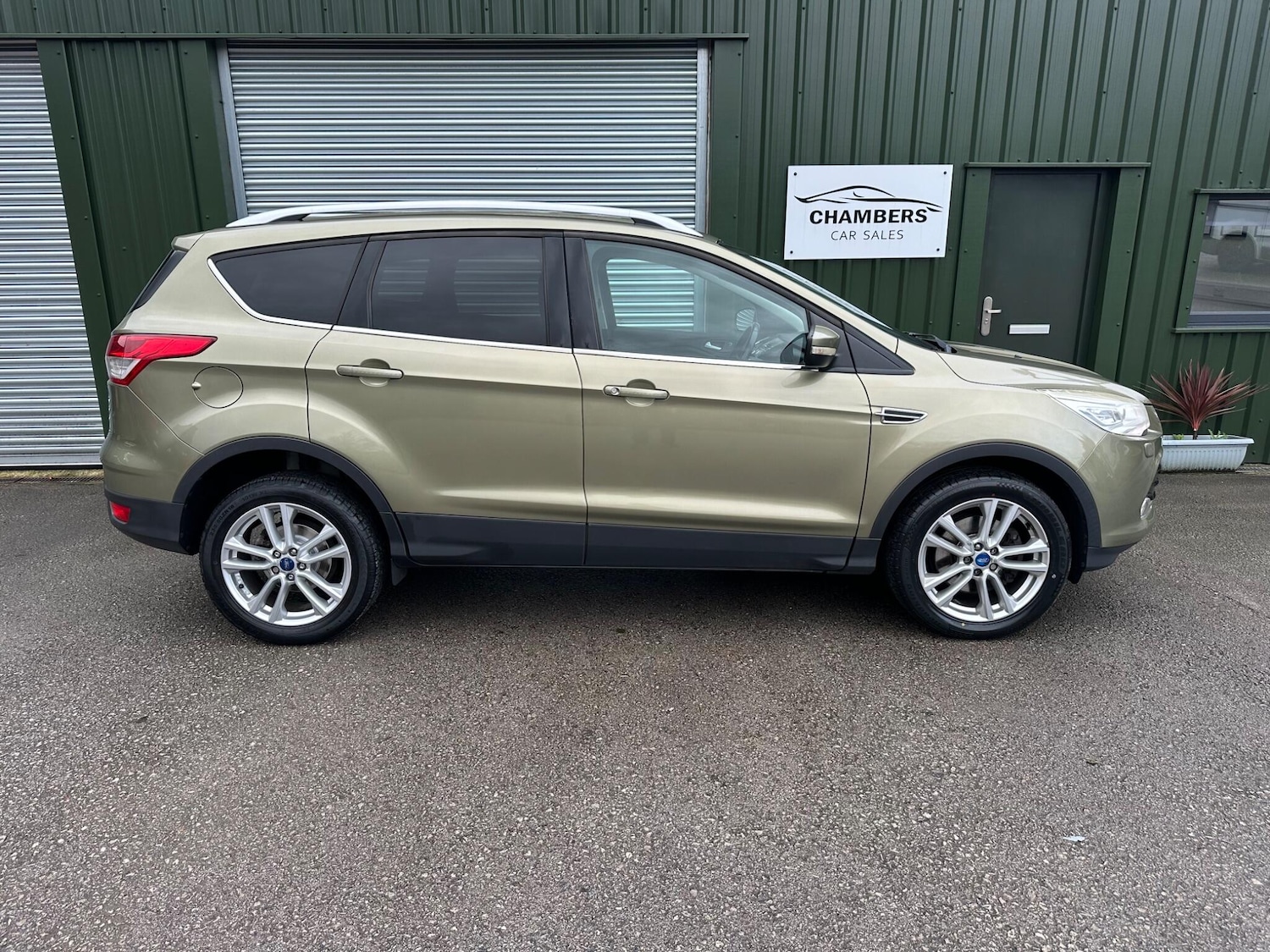 Used Ford Kuga 2013 for sale - 77559723: Photo 2