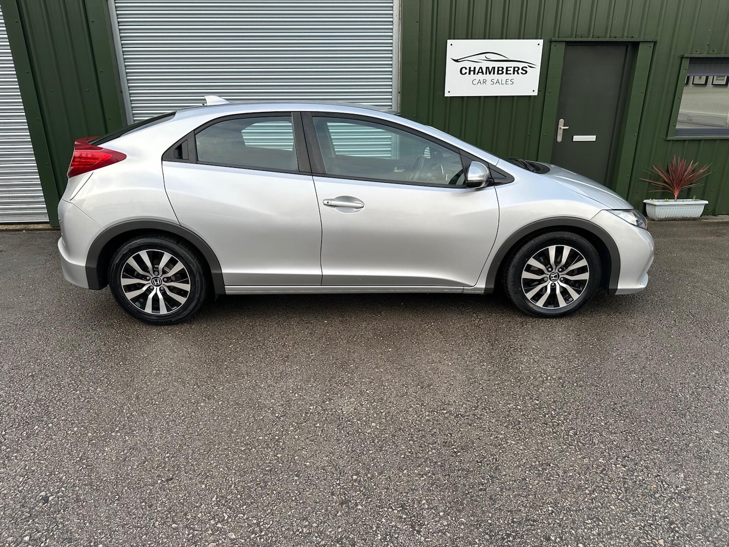 Used Honda Civic 2013 for sale - 76935816: Photo 2