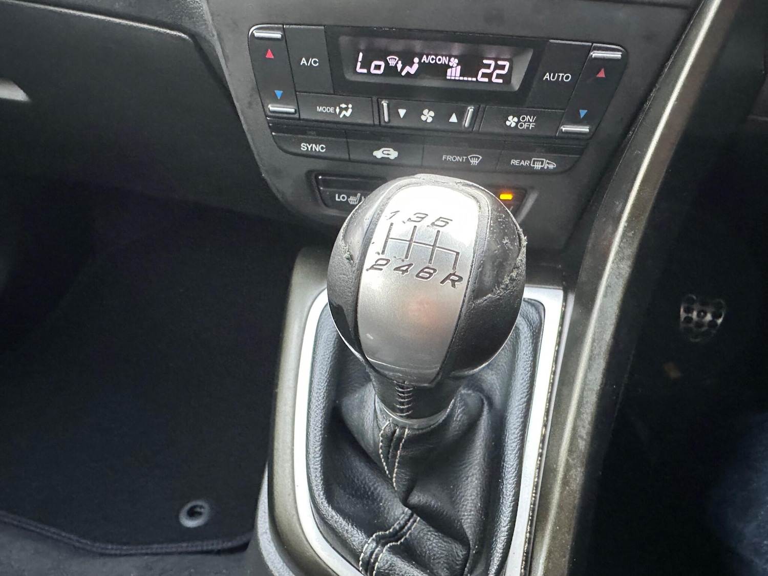 Used Honda Civic 2013 for sale - 76935816: Photo 30