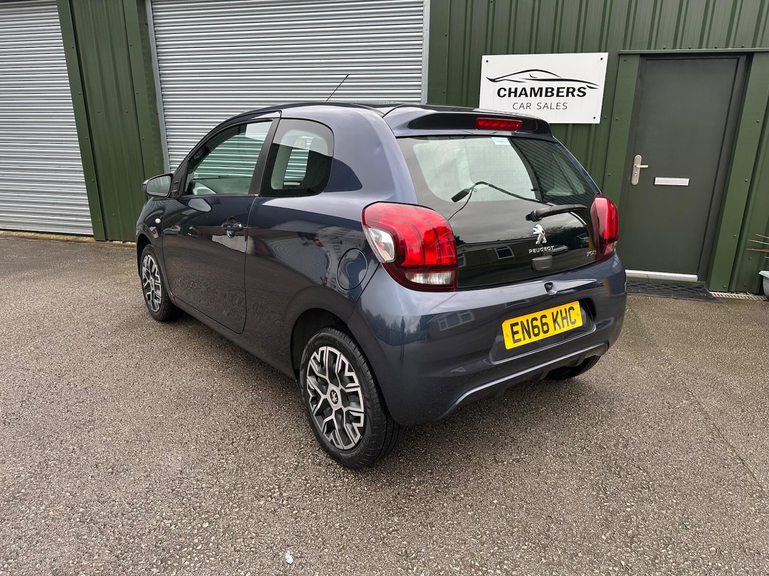 Used Peugeot 108 2016 for sale - 77611955: Photo 3