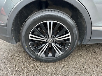 Used Volkswagen Tiguan 2018 for sale - 79375540: Photo