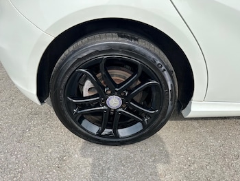 Used Mercedes-Benz A-Class 2013 for sale - 75388322: Photo