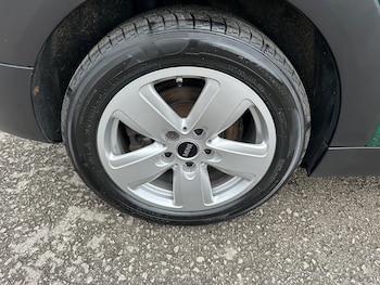 Used MINI Clubman 2019 for sale - 75376878: Photo