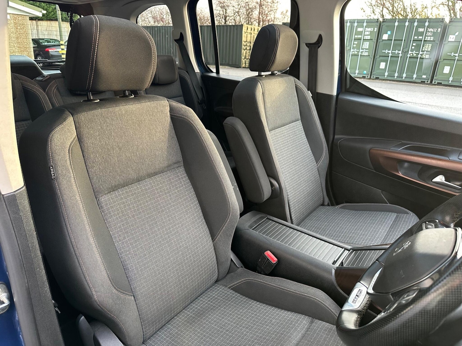 Used Peugeot Rifter 2019 for sale - 76786840: Photo 17