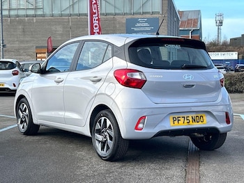 Used Hyundai i10 2025 for sale - 77361909: Photo