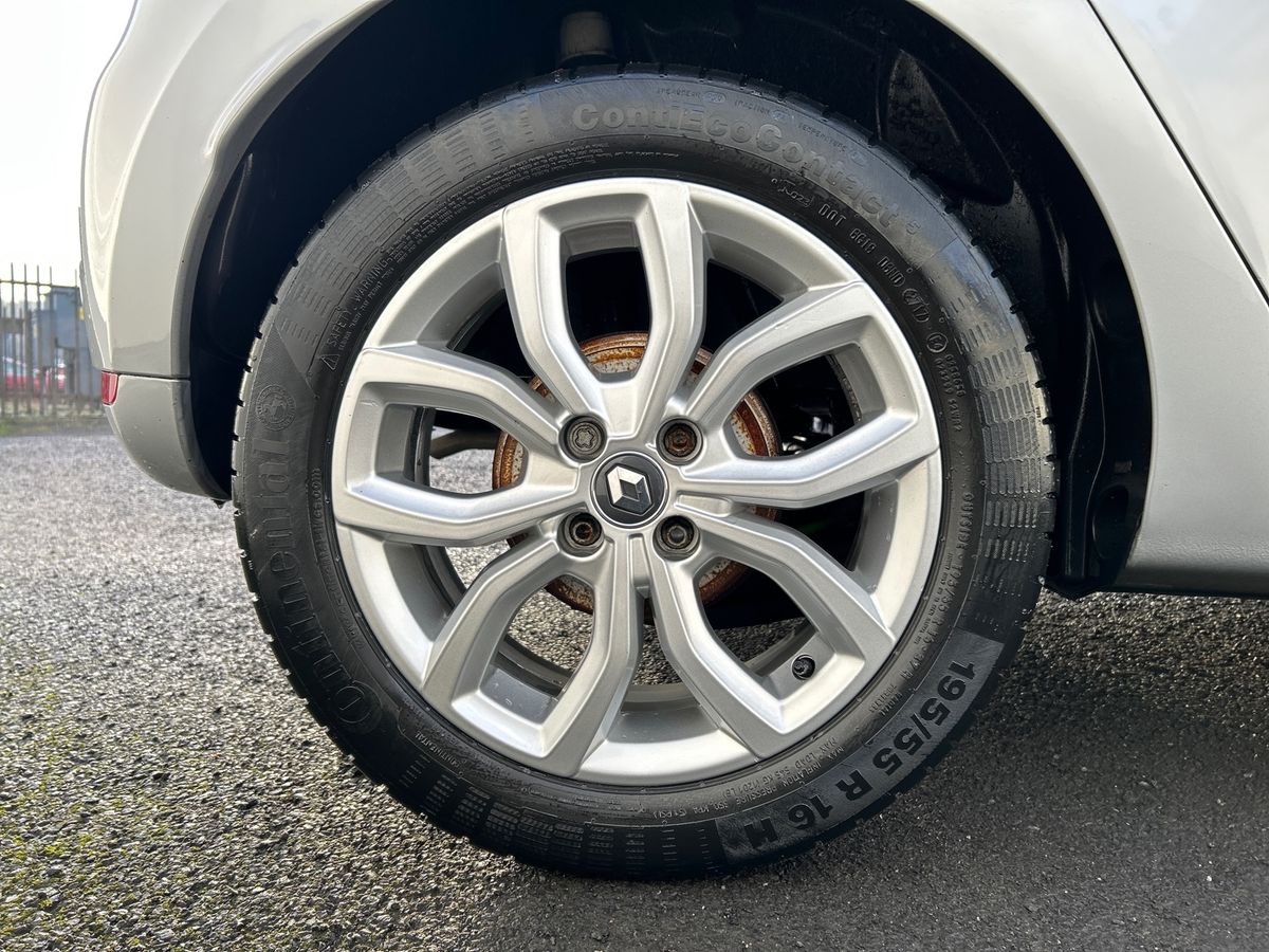 Used Renault Clio 2023 for sale - 76961564: Photo 12